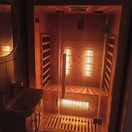 Sloneczny Apartament Z Sauna Appartement